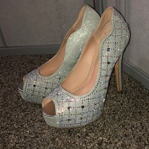 Glitter glam heels